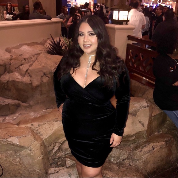 Meet your Posher, Stephany - Picture 4 of 4